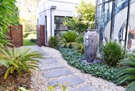 Eaglemont Side Garden & Waterfeature